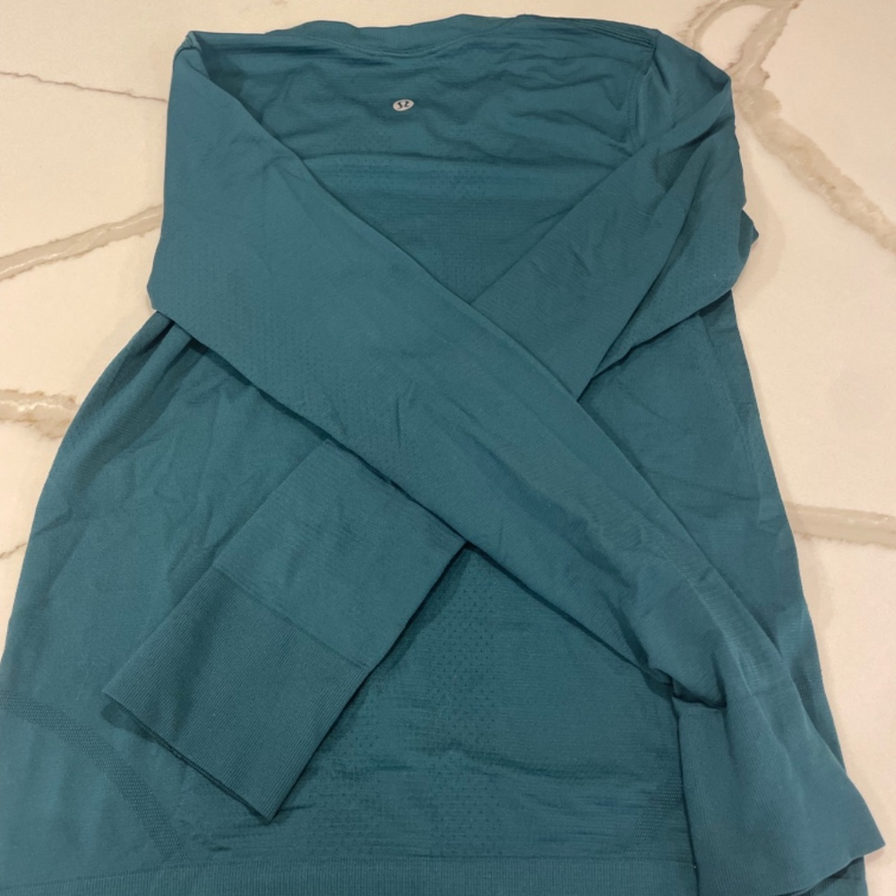 Lululemon Swiftly Relaxed Long-Sleeve Shirt